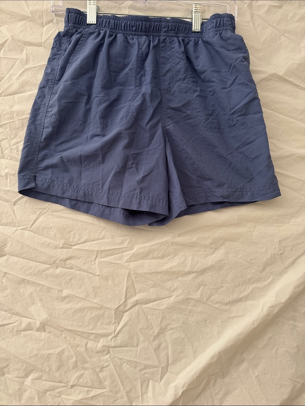 Columbia Lightweight Outdoor Navy Elastic Waist 5 inch Inseam Shorts